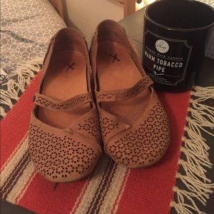 Olukai perforated sandals